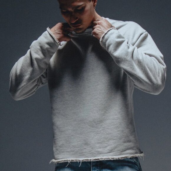 Trinity the Label Kyoto Men's Crewneck Sweatshirt - Picture 5 of 9